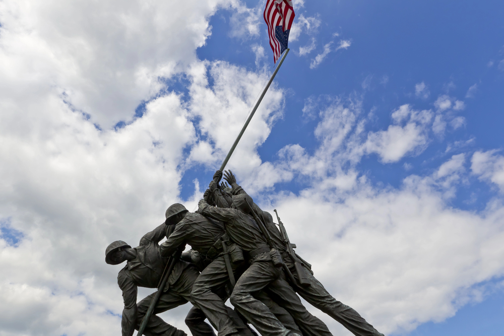 Statue of Marines raising American flag at Iwo Jima